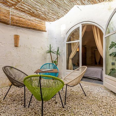 Azogue Suites Con Patio Privado Tarifa Ngoại thất bức ảnh