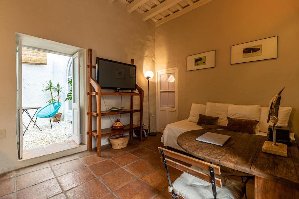 Azogue Suites Con Patio Privado Tarifa Ngoại thất bức ảnh